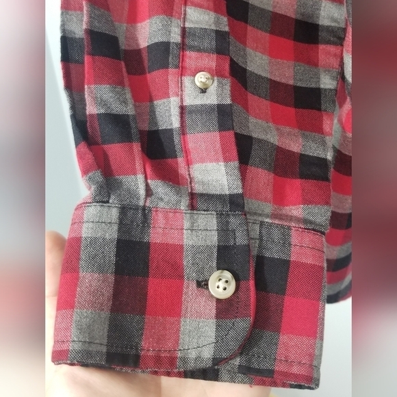 St. John's Bay Performance, Collared, Plaid Flannel Button Up Shirt. Size XXL. - Picture 5 of 6
